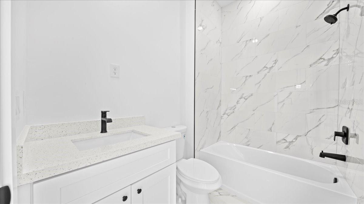 CAPE CORAL - Residential Income