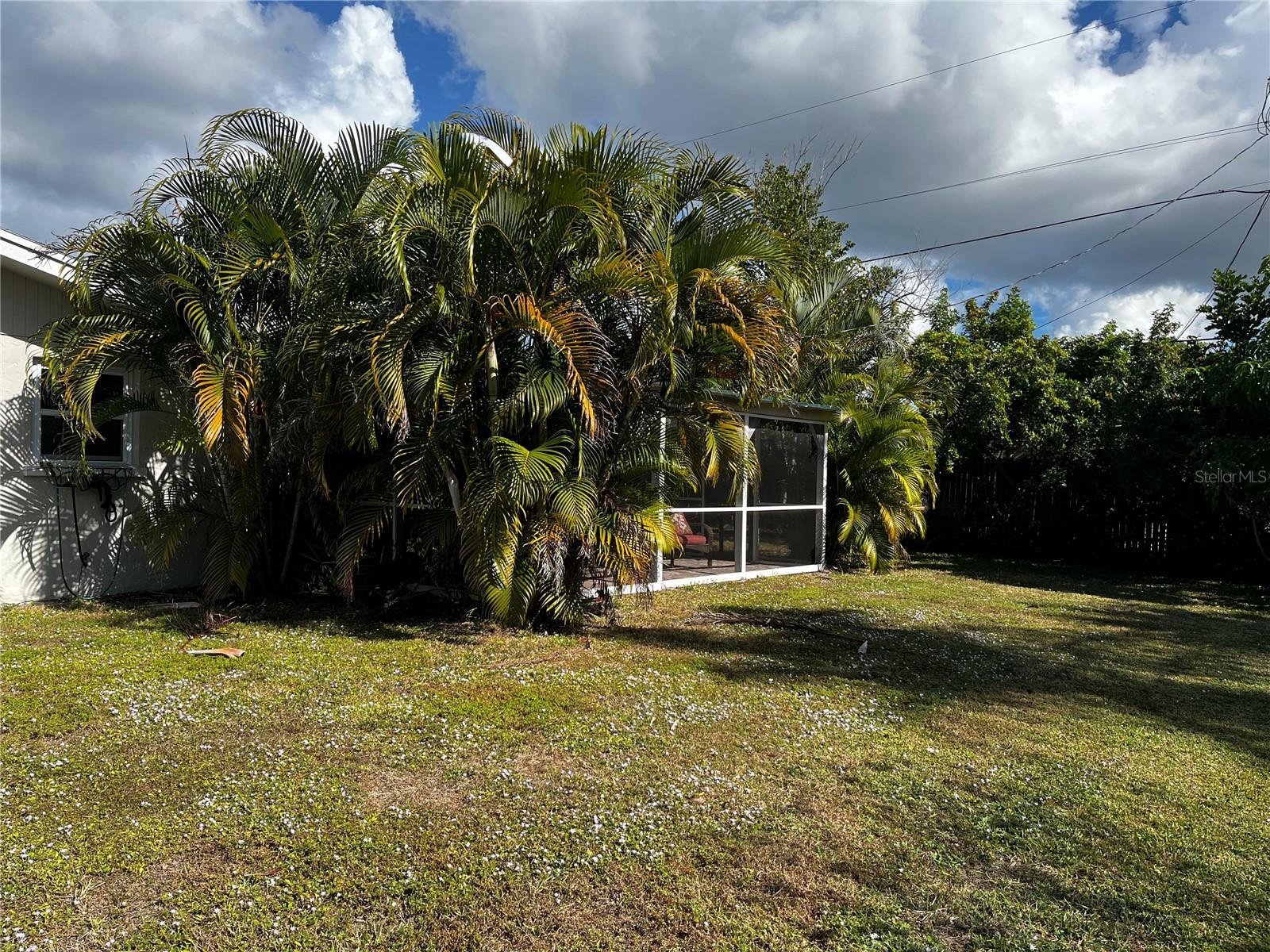 BREEZEWOOD MANOR - Residential