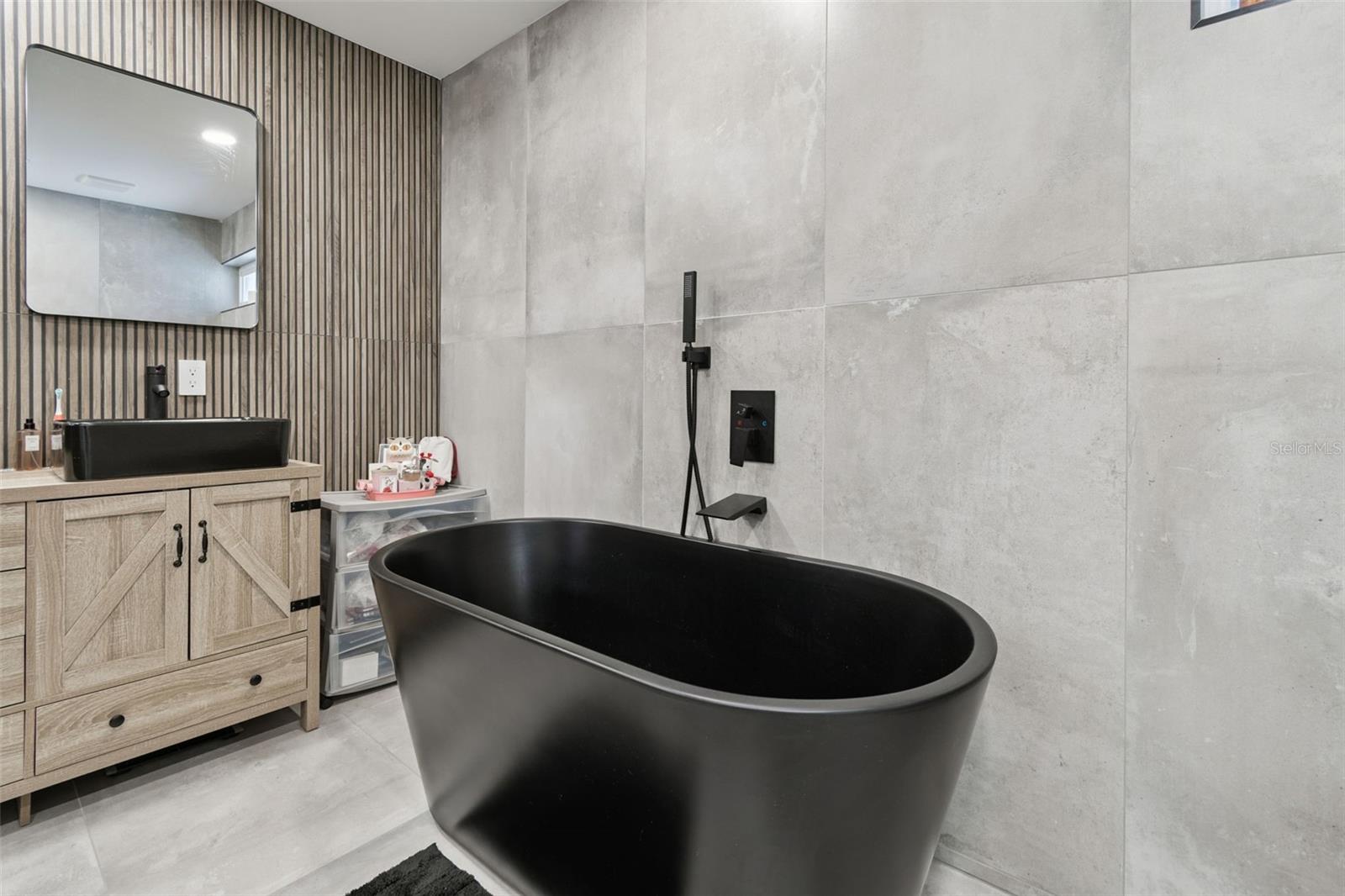 SUNDOWN WOODS - Residential