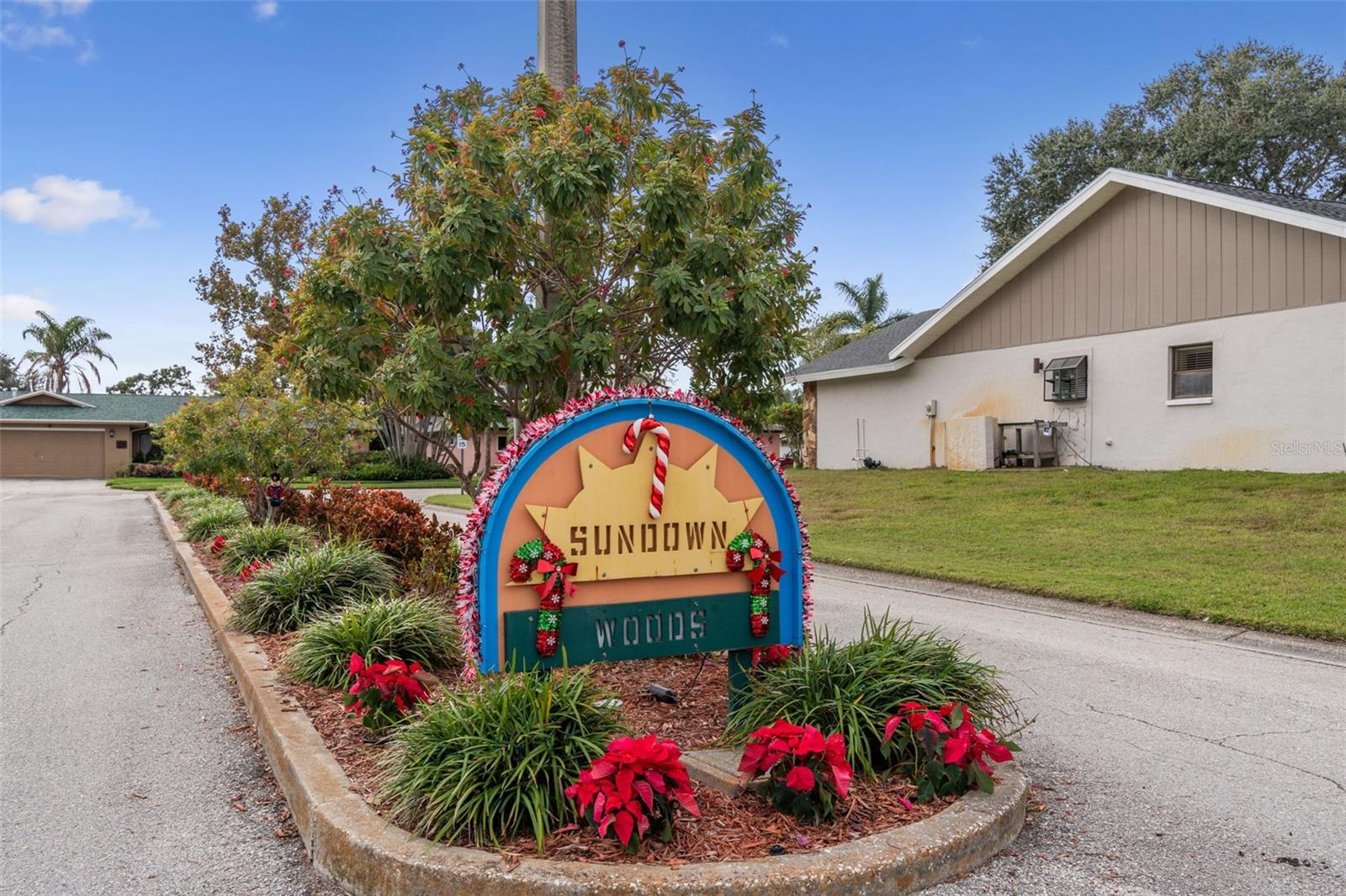 SUNDOWN WOODS - Residential