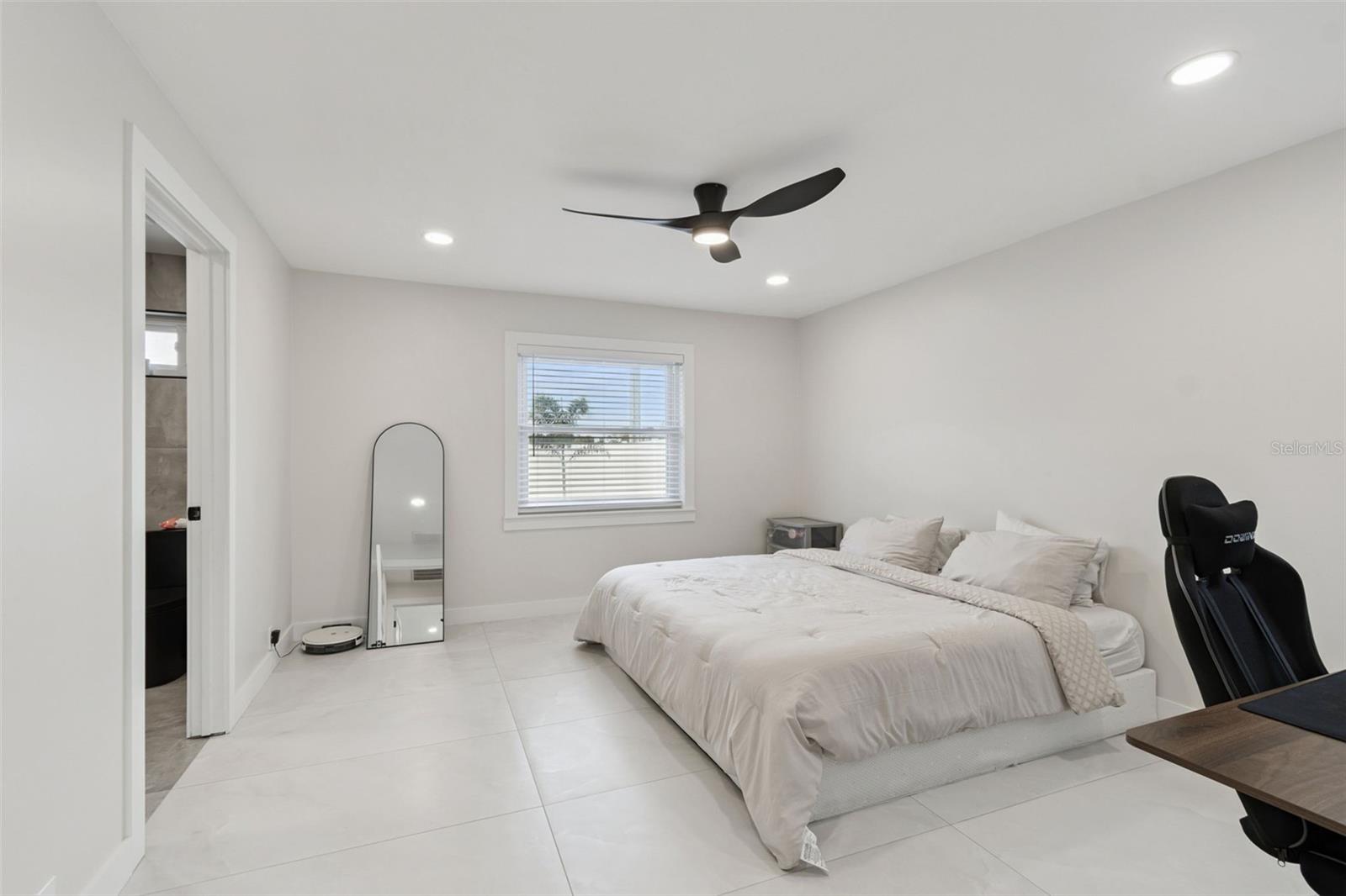 SUNDOWN WOODS - Residential