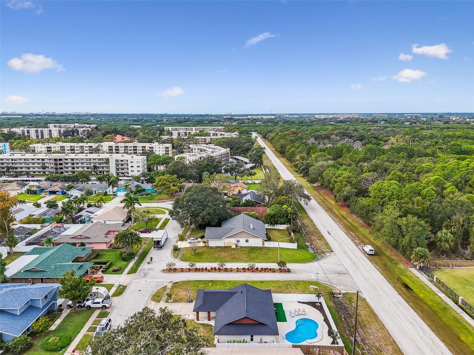 SUNDOWN WOODS - Residential