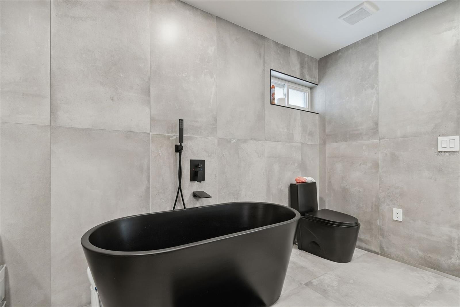 SUNDOWN WOODS - Residential