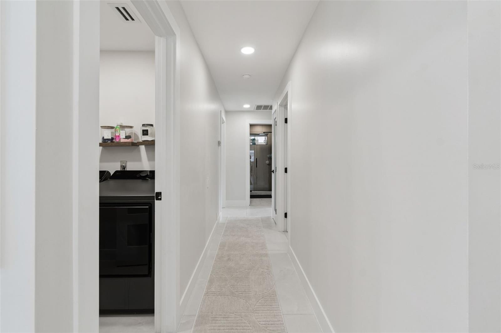 SUNDOWN WOODS - Residential