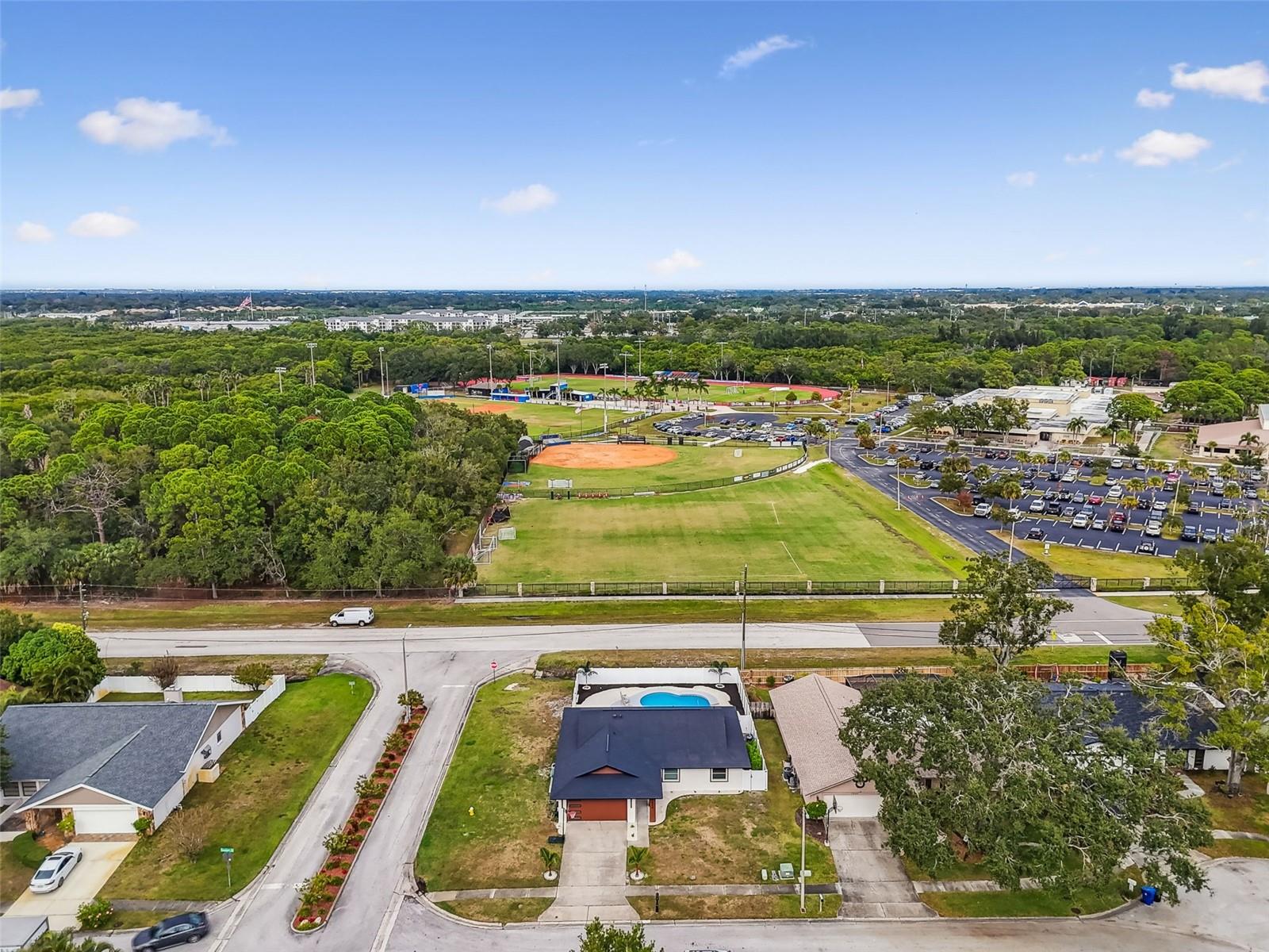 SUNDOWN WOODS - Residential