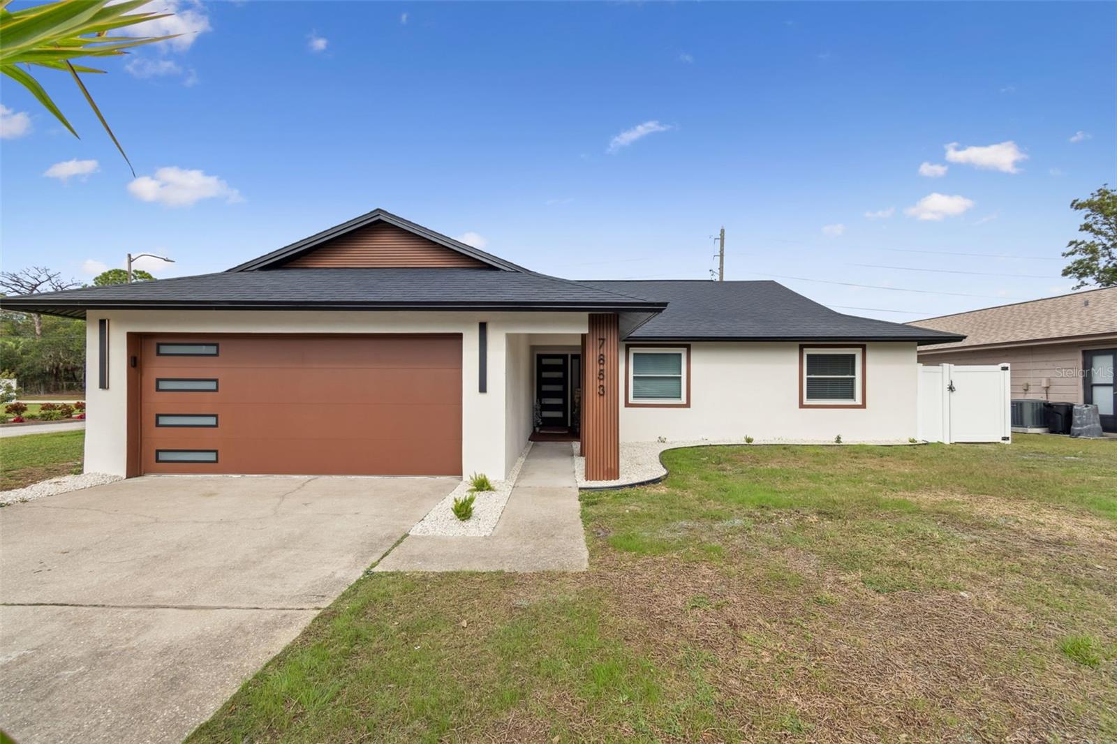 SUNDOWN WOODS - Residential