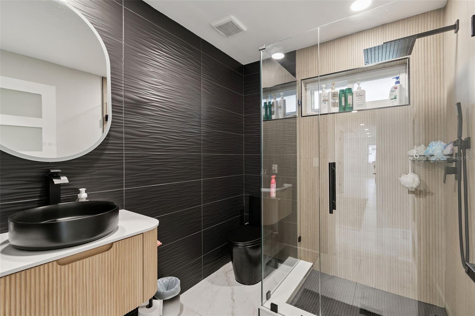 SUNDOWN WOODS - Residential