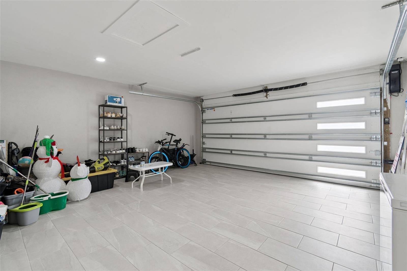 SUNDOWN WOODS - Residential