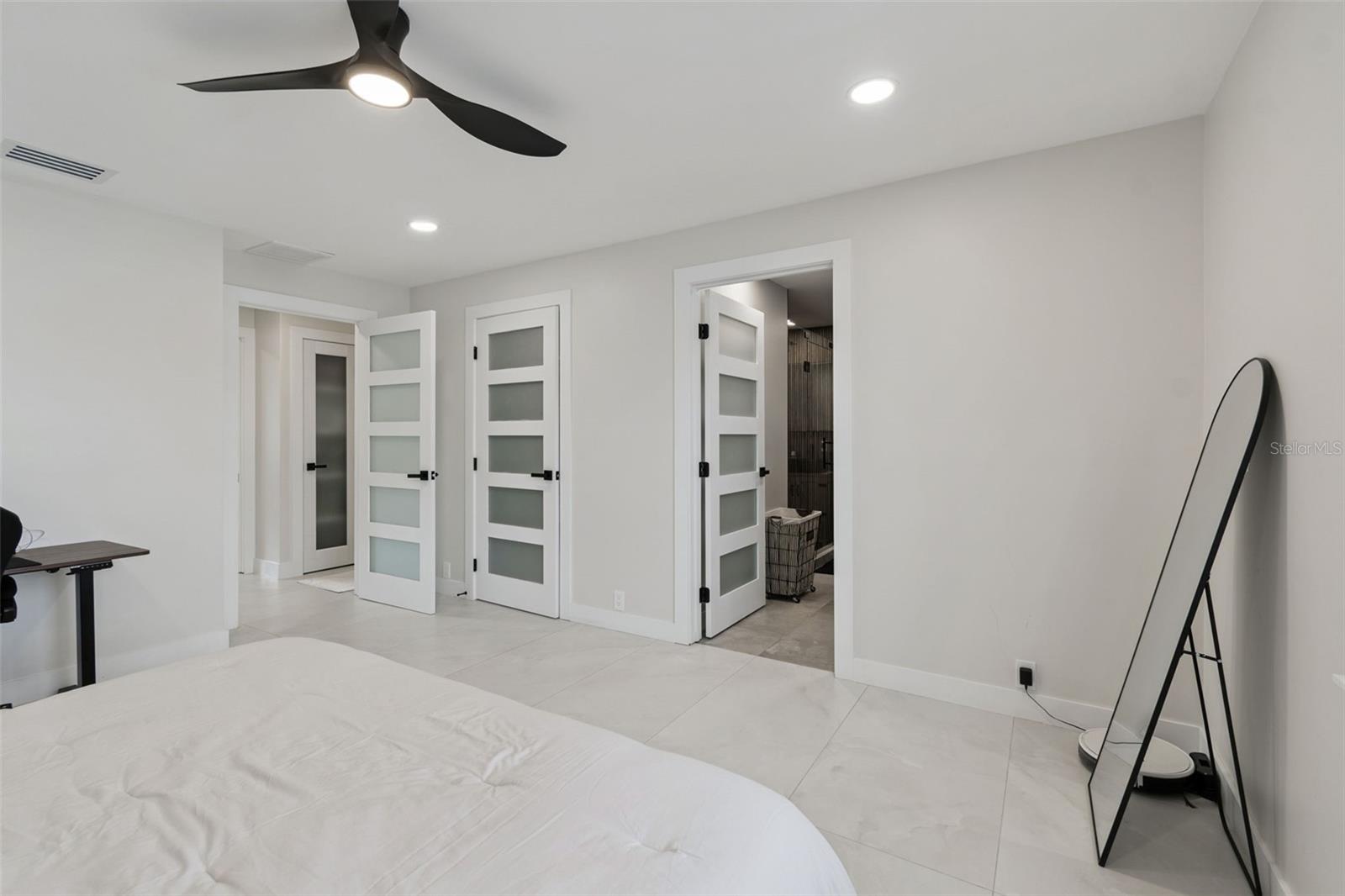 SUNDOWN WOODS - Residential