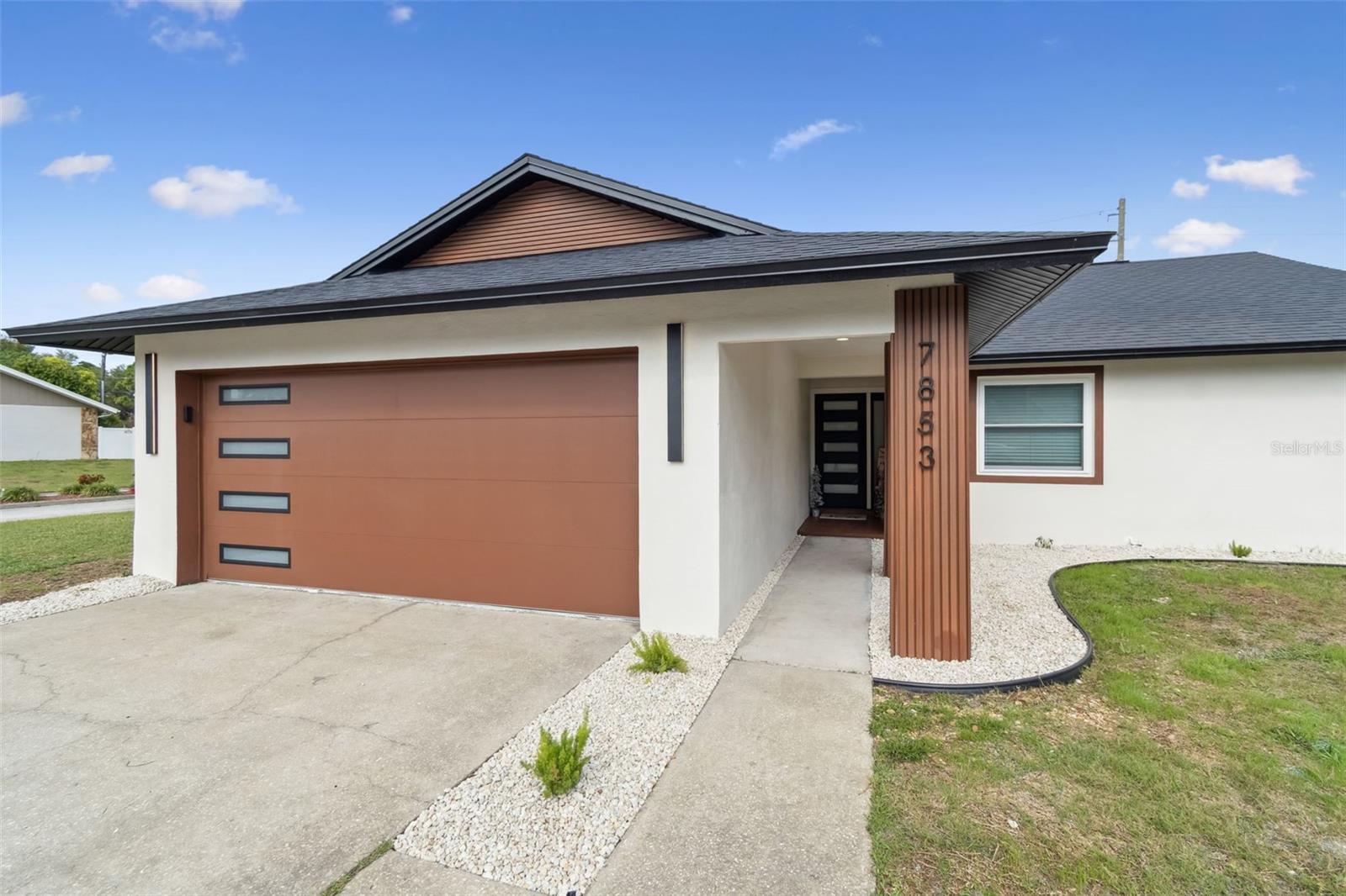 SUNDOWN WOODS - Residential