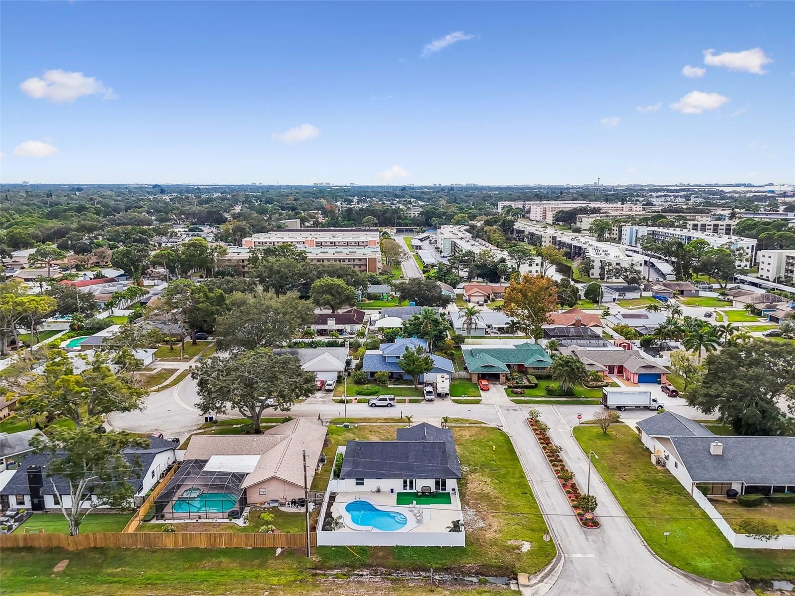 SUNDOWN WOODS - Residential