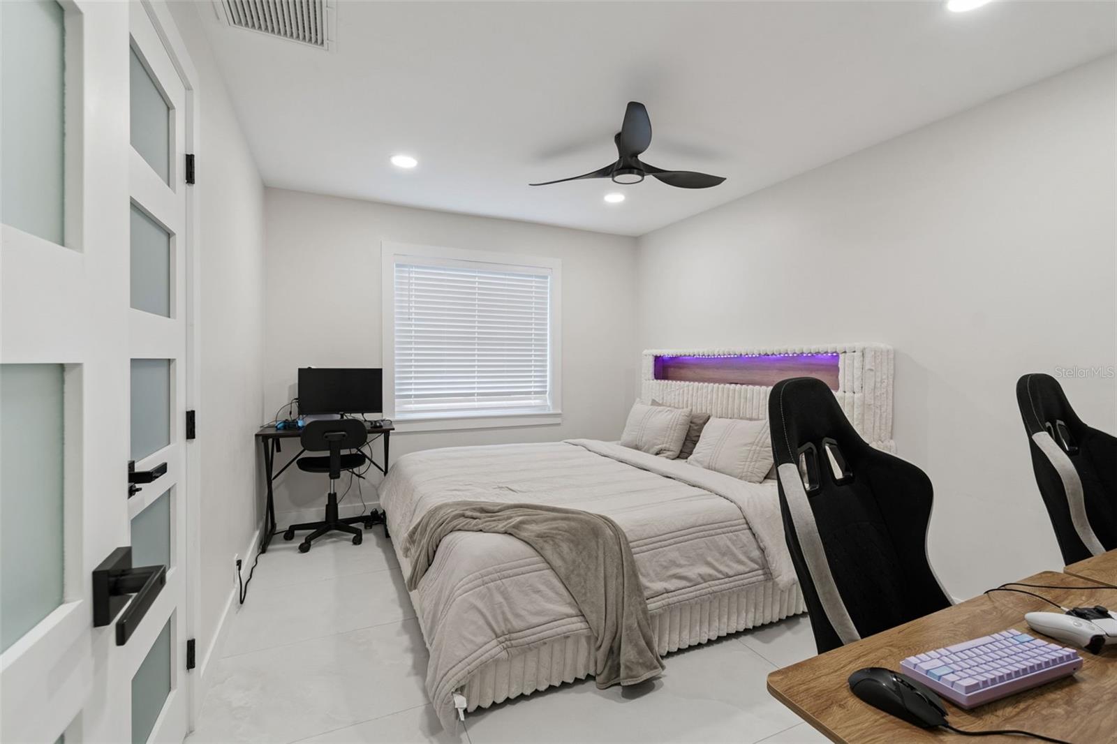 SUNDOWN WOODS - Residential