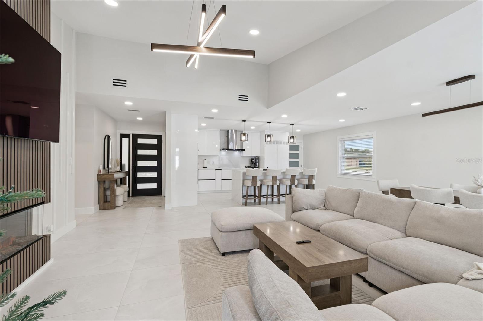 SUNDOWN WOODS - Residential