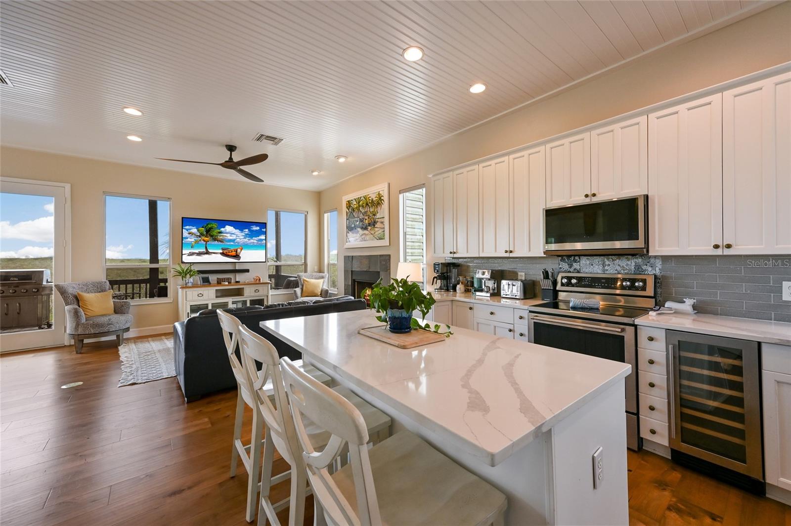 ACREAGE & UNREC - Residential