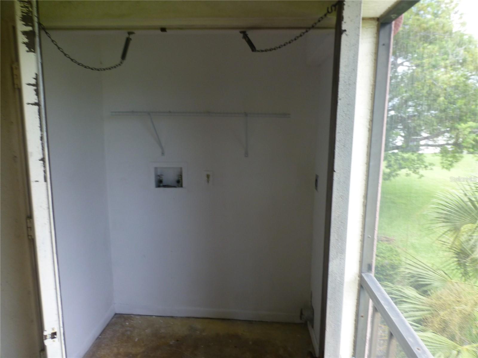 EAST LAKE WOODLANDS CONDO - Residential Lease