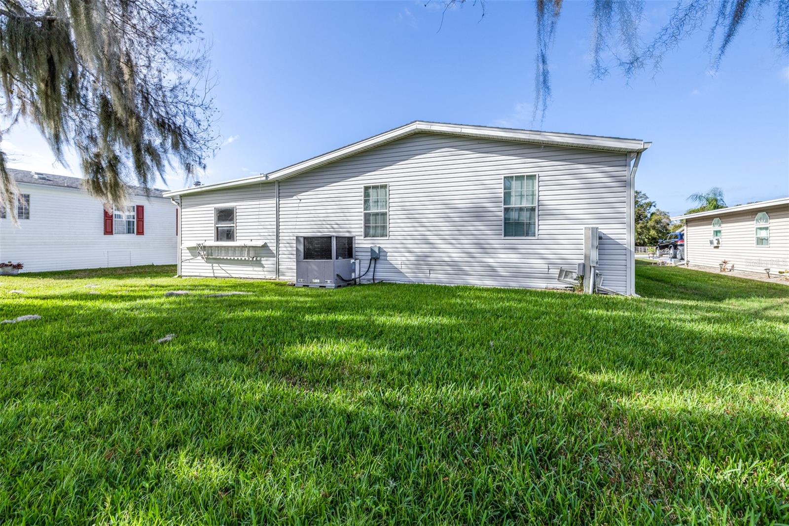 HERITAGE WOOD N LAKES SUB - Residential