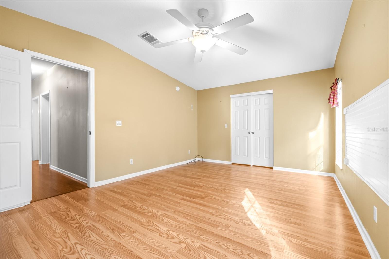 HERITAGE WOOD N LAKES SUB - Residential