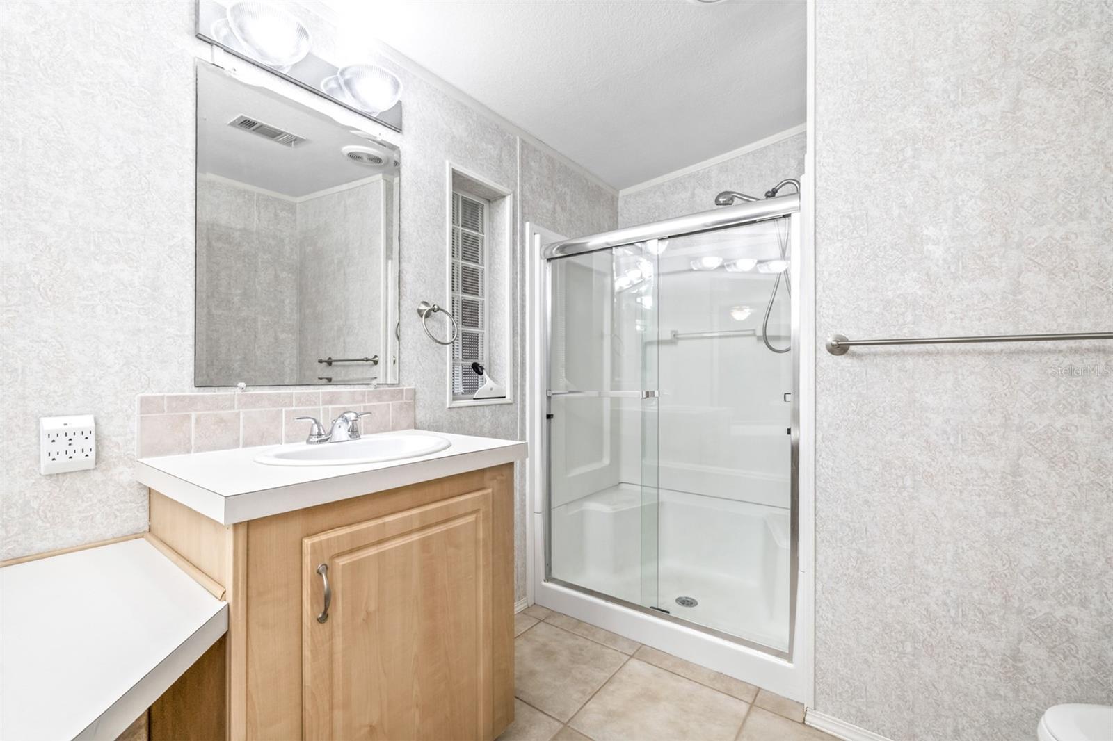 HERITAGE WOOD N LAKES SUB - Residential