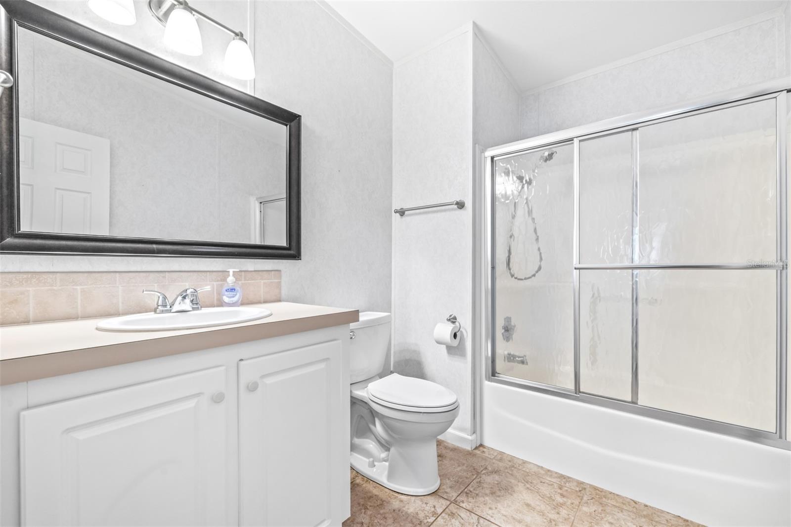 HERITAGE WOOD N LAKES SUB - Residential