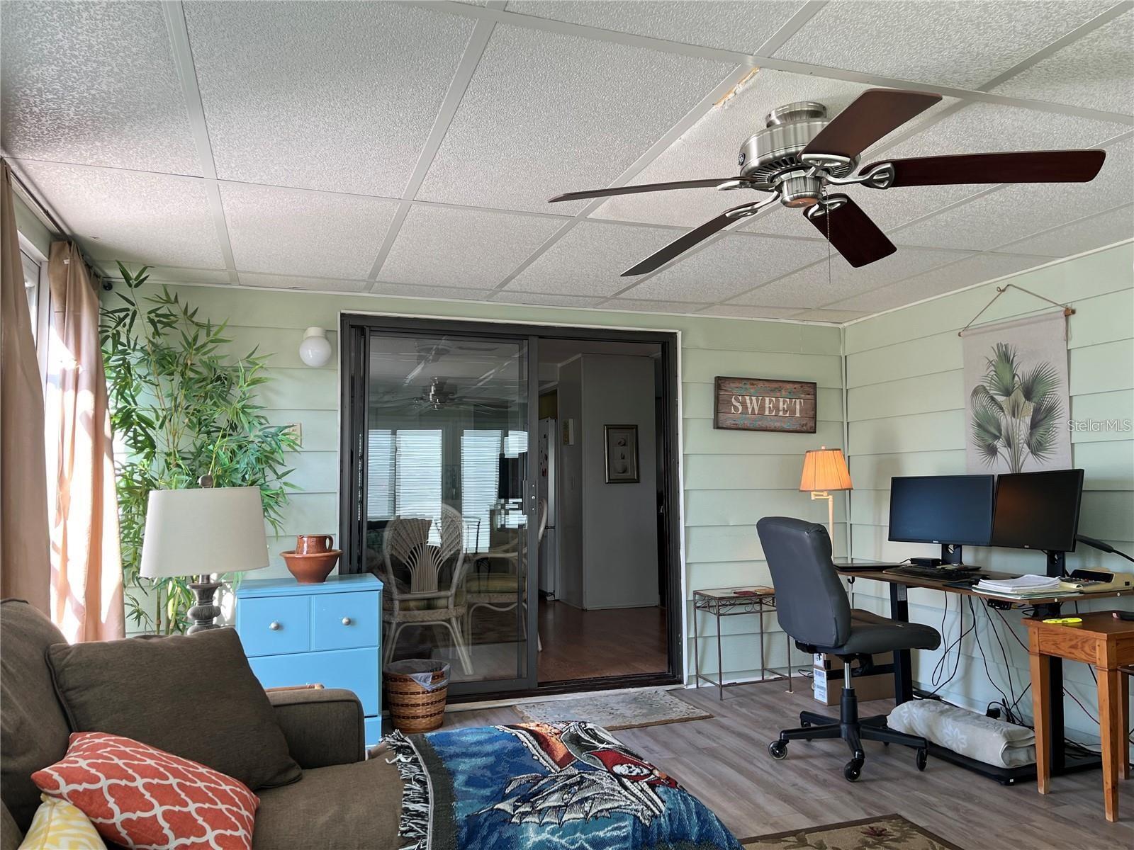 VENICE ISLE - Residential