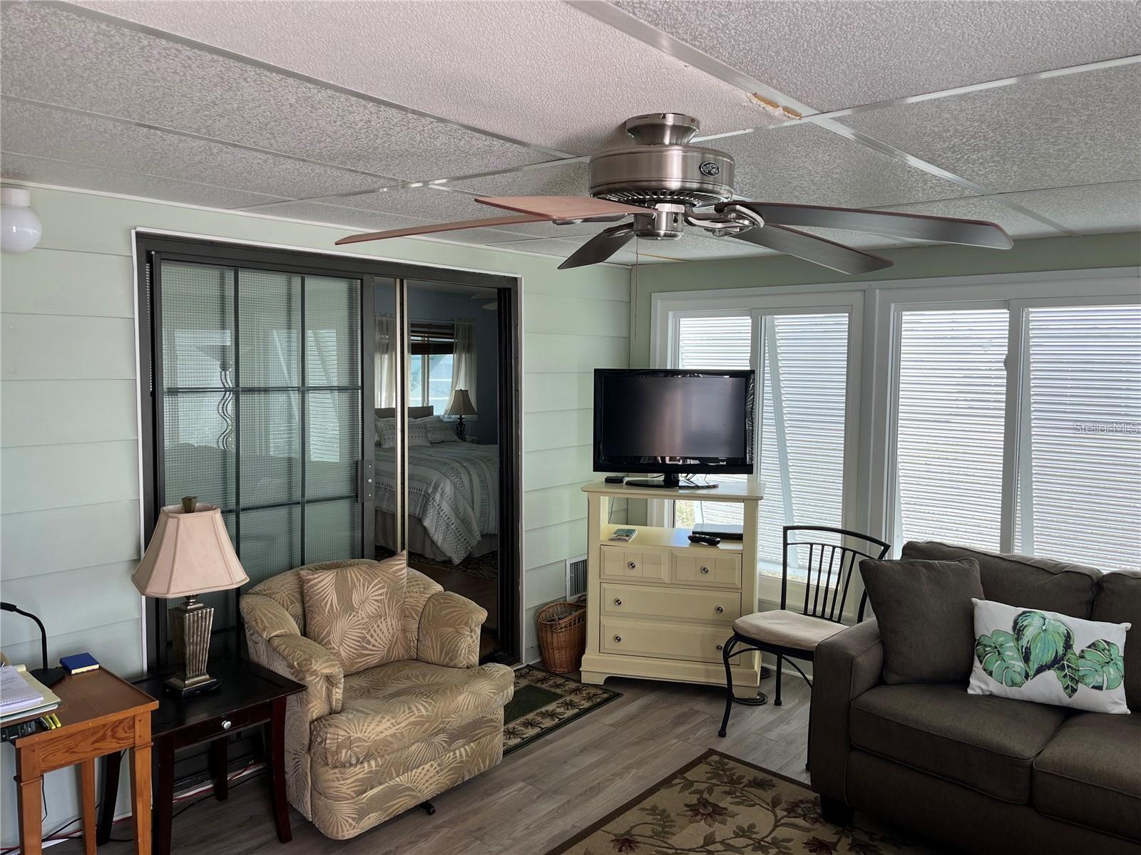 VENICE ISLE - Residential