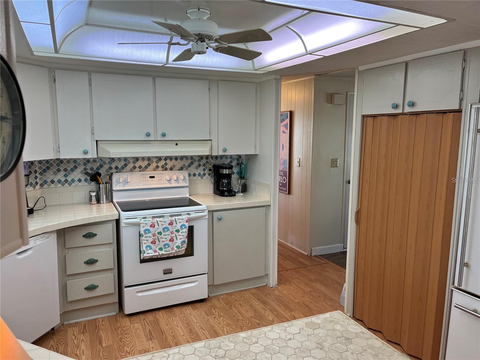 VENICE ISLE - Residential