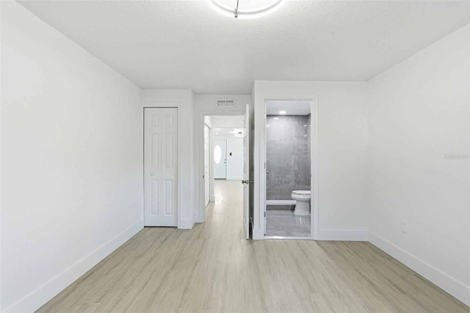 CLEWELL HEIGHTS - Residential