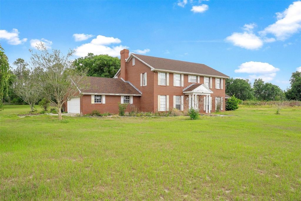 Photo of 2500 Urick Street, Fruitland Park, FL 34731 (MLS # G5112208)