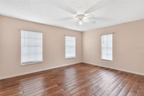 Tiny photo for 2500 Urick Street, Fruitland Park, FL 34731 (MLS # G5112208)