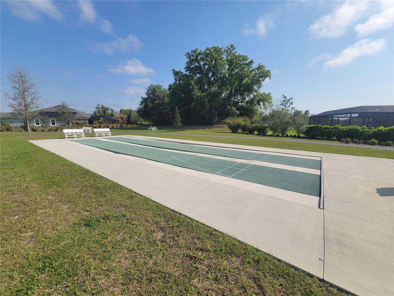 VILLAGES/WEST LAKE - Residential