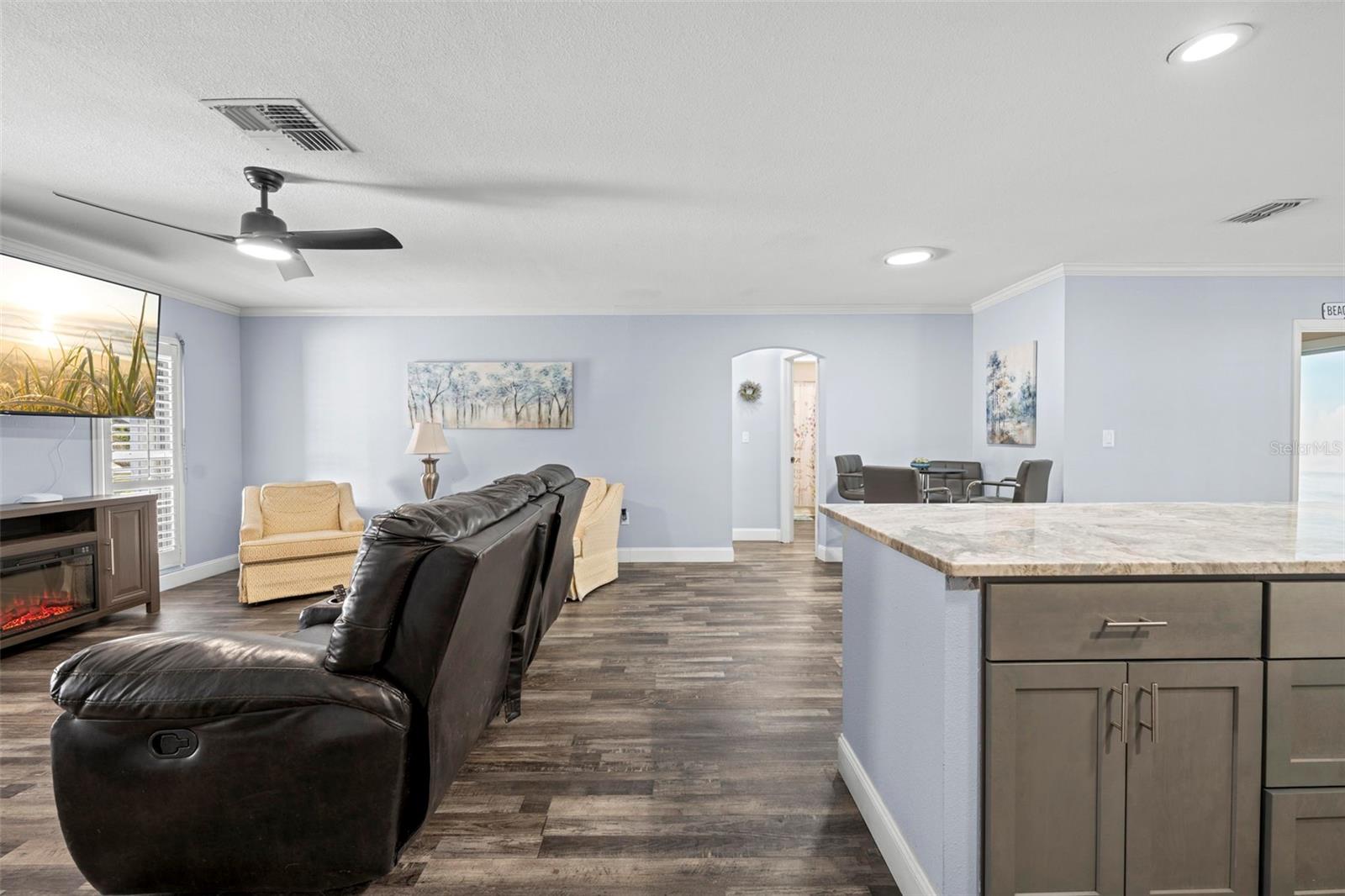 SPRING HILL - Residential