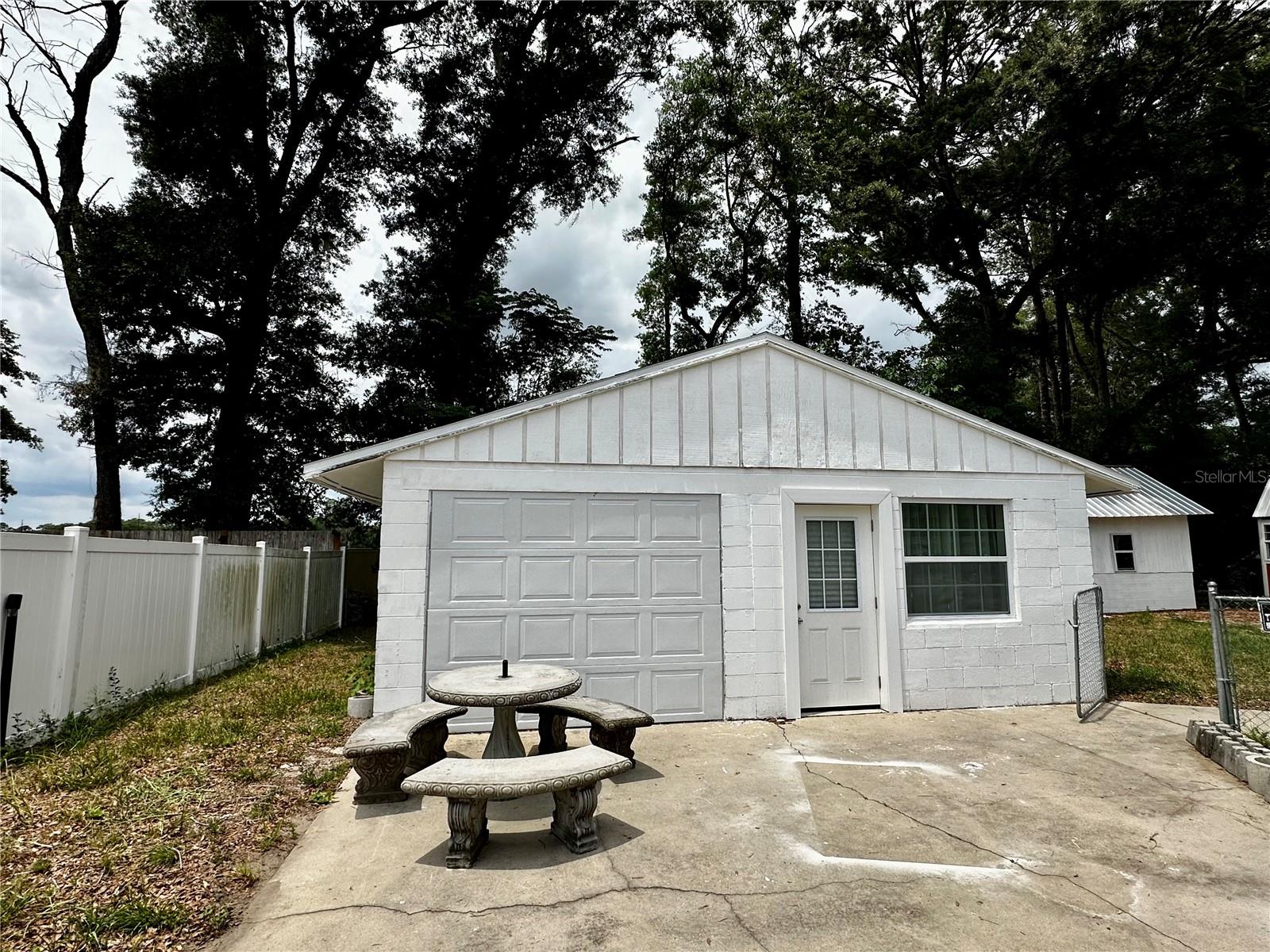 3412 NE 22ND COURT
