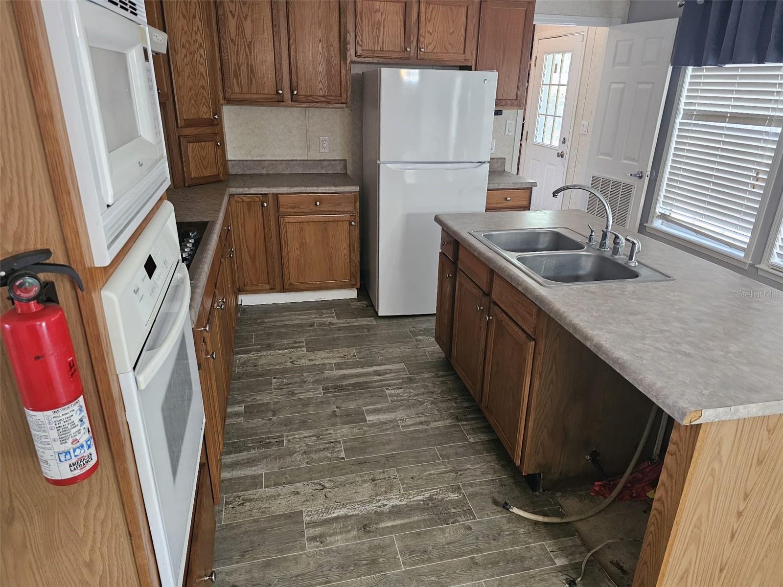 MOBILE HOME MDWS - Residential