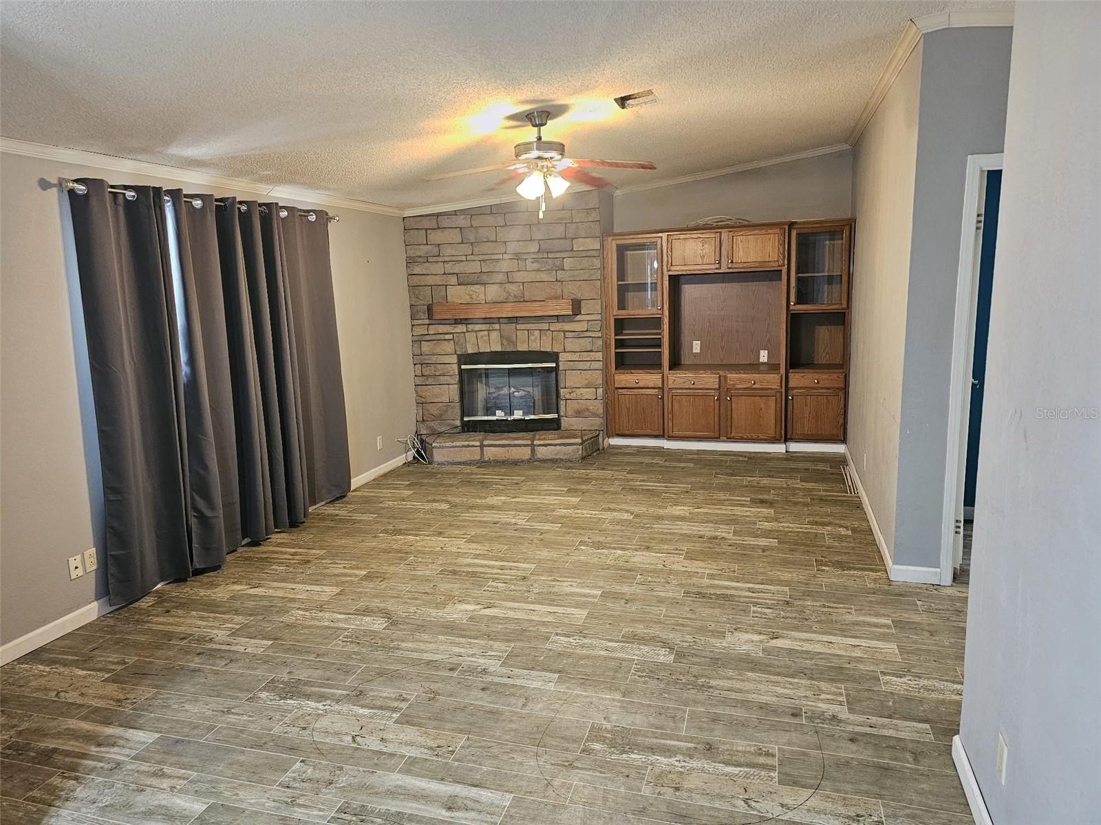 MOBILE HOME MDWS - Residential