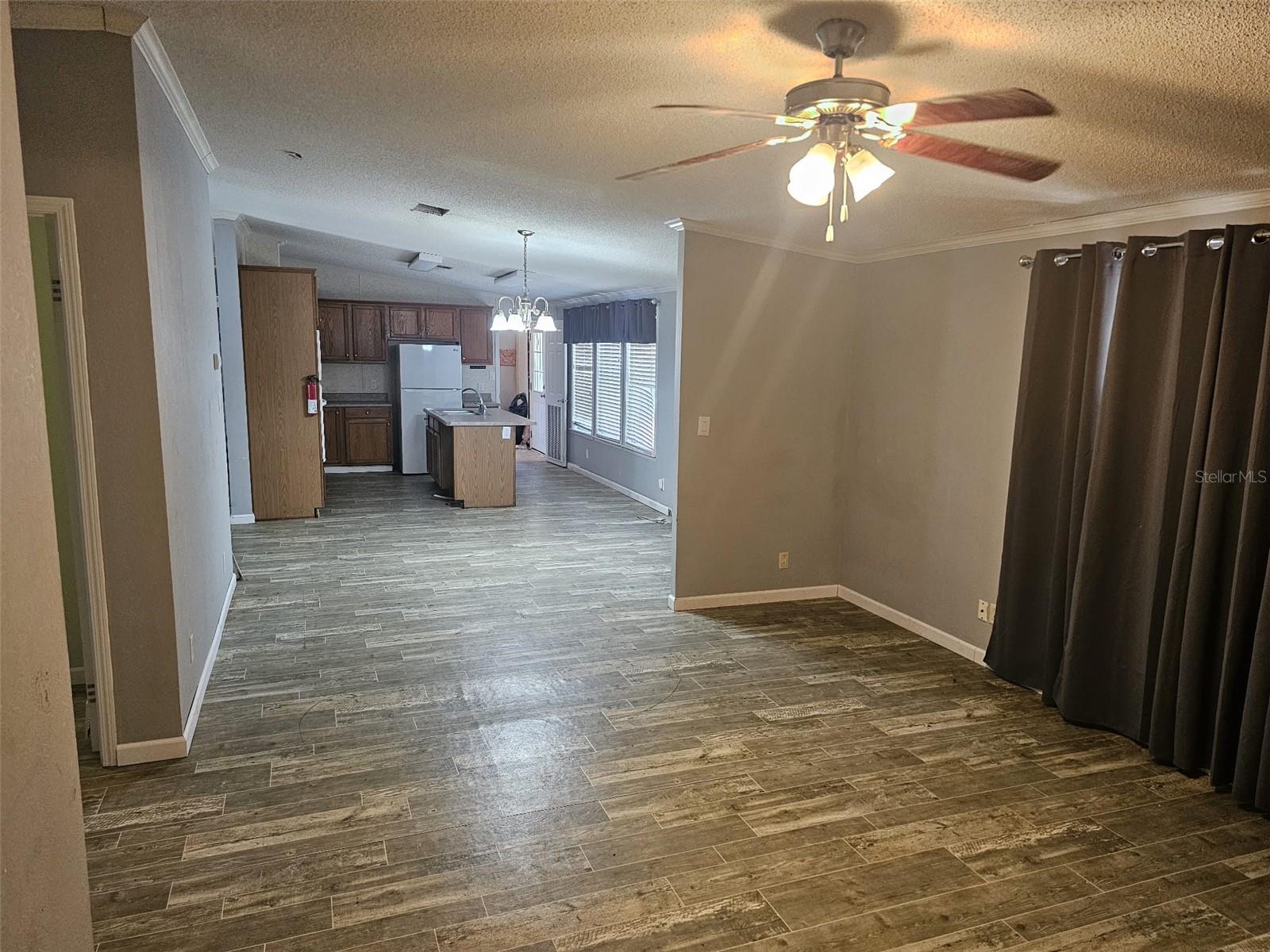 MOBILE HOME MDWS - Residential