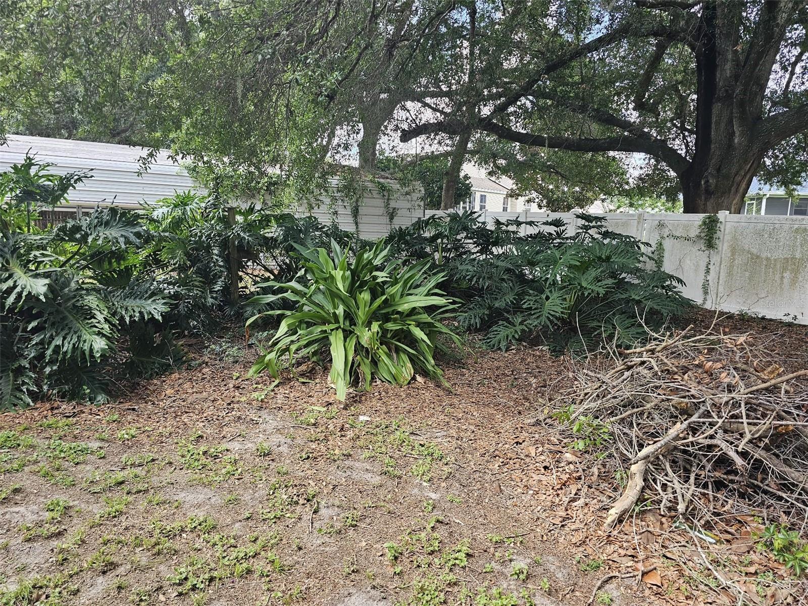 MOBILE HOME MDWS - Residential