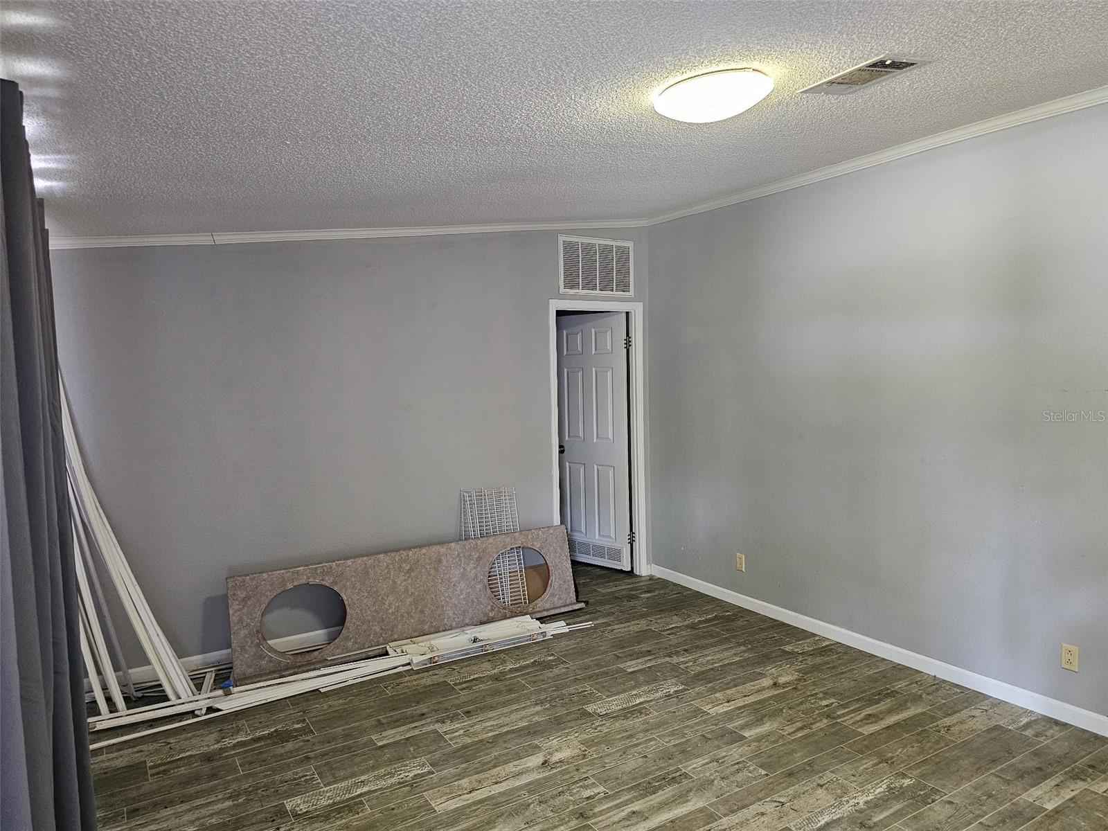 MOBILE HOME MDWS - Residential