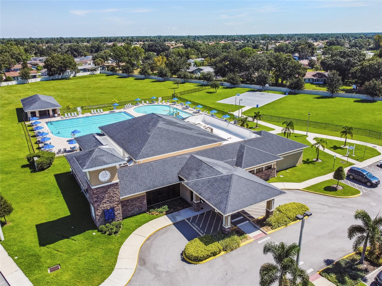 1335 HILLSBOROUGH COURT