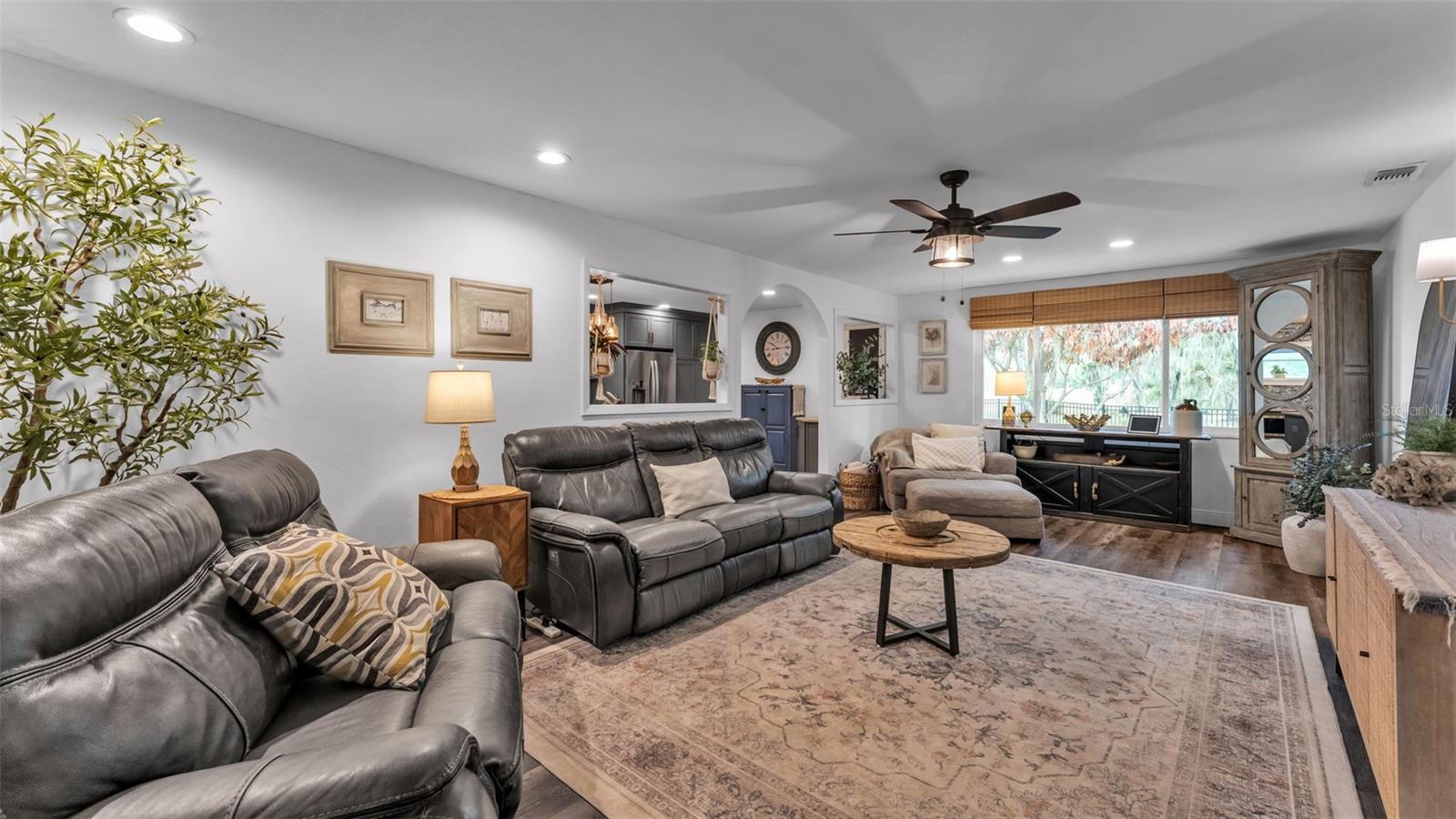 IMPERIALAKES PH 2 - Residential