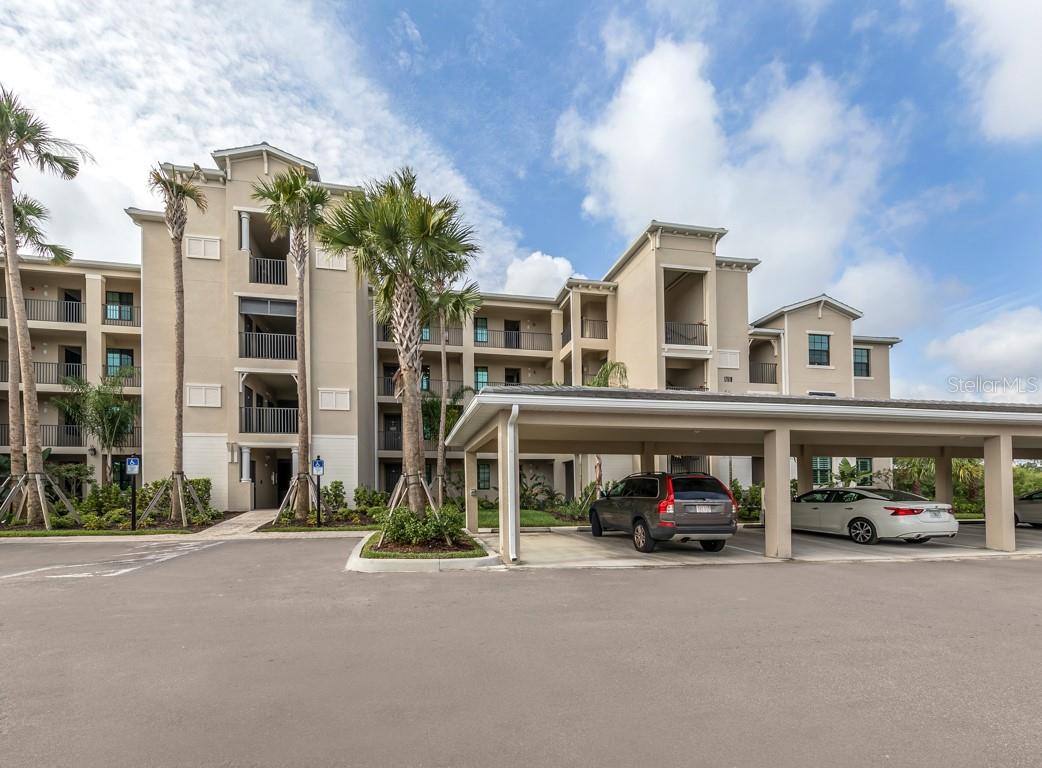 SPECIAL PRICING OF $2,000 EACH MONTH IF YOU BOOK THE MONTHS OF NOVEMBER 2025 - DECEMBER 2025 --- LAKEWOOD NATIONAL --- TURNKEY FURNISHED TOP FLOOR CORNER UNIT, 2 BEDROOM 2 FULL BATH CONDO -- High Season (Dec-April): $6,000/month (utilities included; electric capped at $100/month) --- Low Season (May-November): $2,500/month + Guest reimburses for electric. --- Welcome to your dream retreat in Lakewood National Golf Community! This top-floor condo boasts breathtaking lake and golf course views from the private screened lanai. The bright and open floor plan features a modern kitchen with granite countertops, stainless steel appliances, and a breakfast bar. As a resident, you'll enjoy access to world-class amenities, including 36 holes of championship golf, a resort-style pool, a fitness center, a full-service spa, tennis courts, and on-site dining. This unit is perfect for seasonal or year-round living! --- Durations 6 months or less require 13% additional tax and all funds paid up front. Durations longer than 6 months require first, last, security deposit & credit application fee. Membership transfer required; --- INCLUDES ACCESS TO ALL RESORT AMENITIES; $100/month club food consumption obligation with member number --- Pet friendly upon owner approval and $500 nonrefundable pet fee.