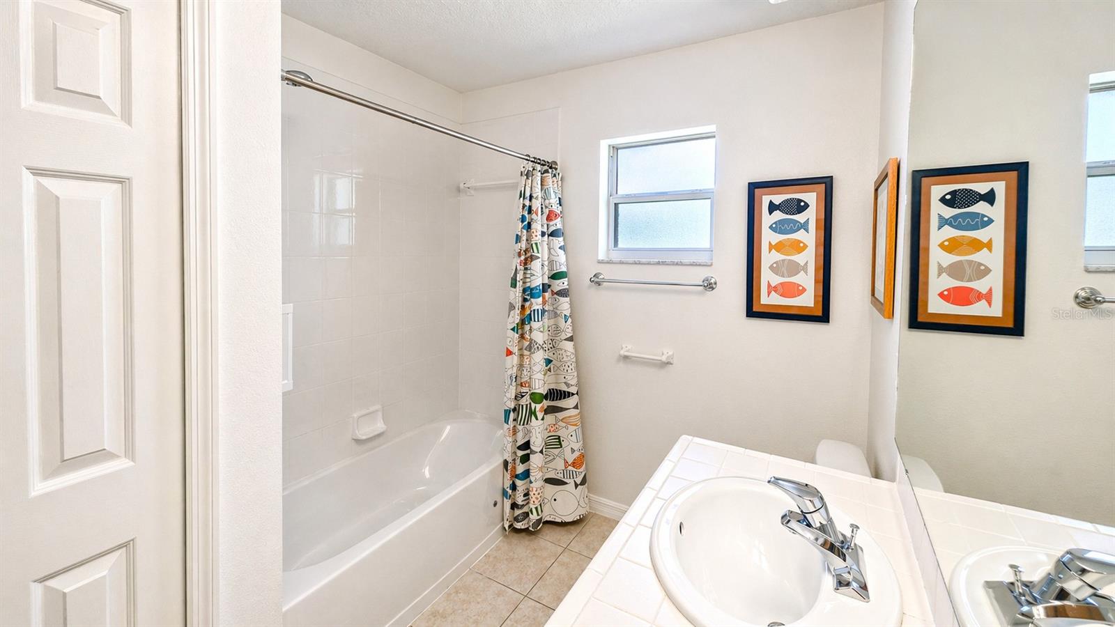 TAVARES ROYAL HARBOR PH 02 LT 179 - Residential