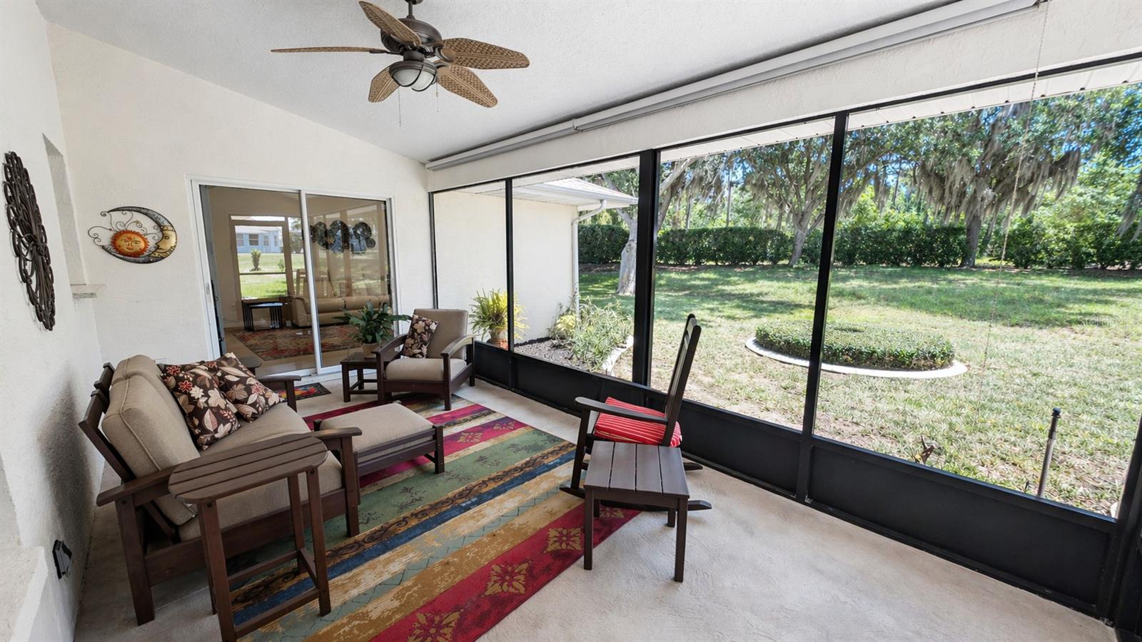 TAVARES ROYAL HARBOR PH 02 LT 179 - Residential