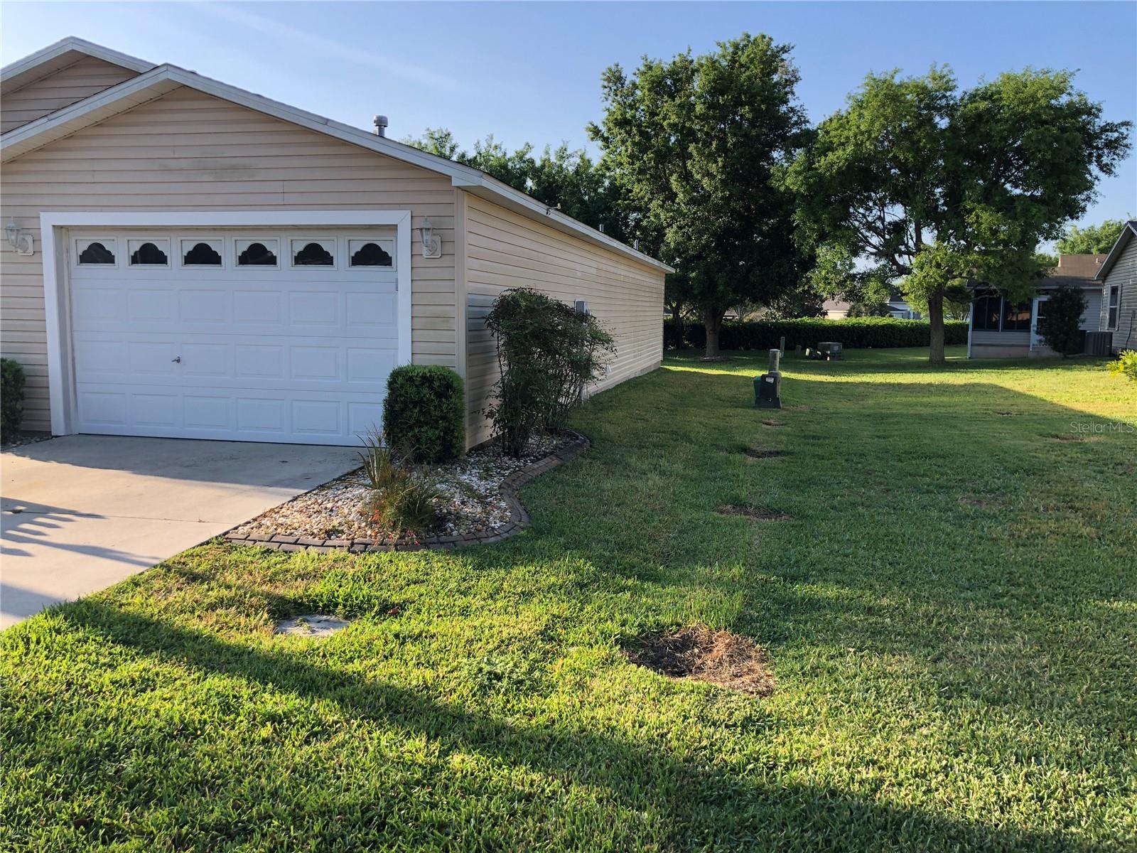 VILLAGES OF SUMTER HIALEAH VILLAS REP - Residential Lease