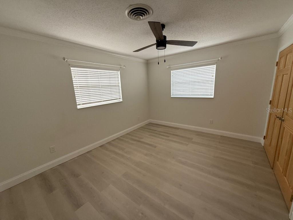 SOUTH VENICE - Residential