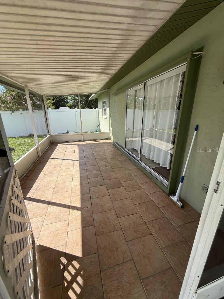 SOUTH VENICE - Residential