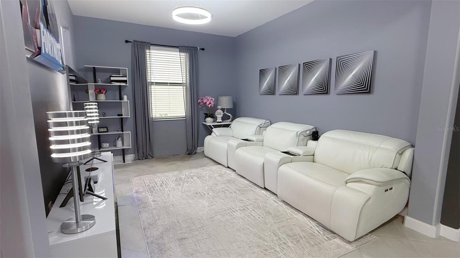 4970 OYSTER PEARL STREET