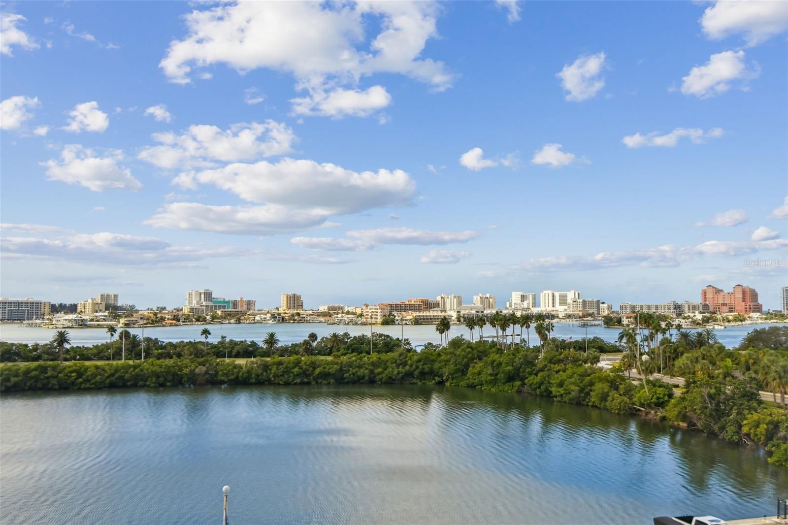 31 ISLAND WAY 505
