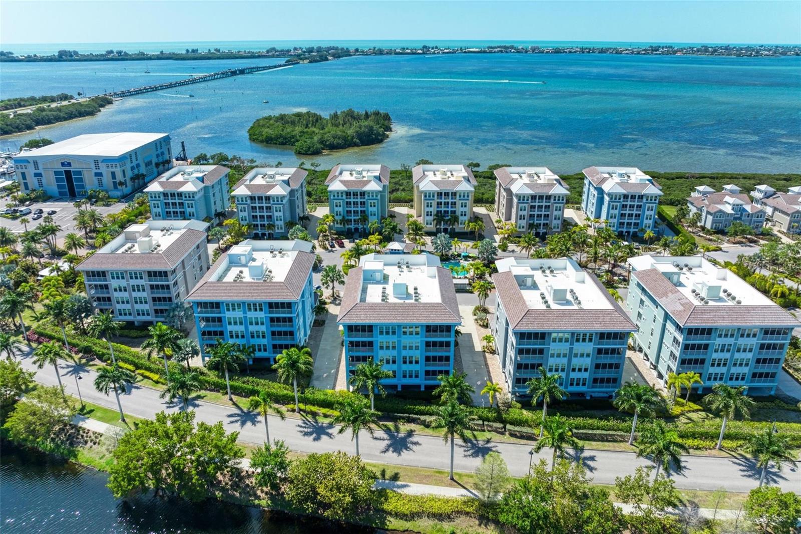 MARINA WALK ON ONE PARTICULAR HARBOUR - Residential