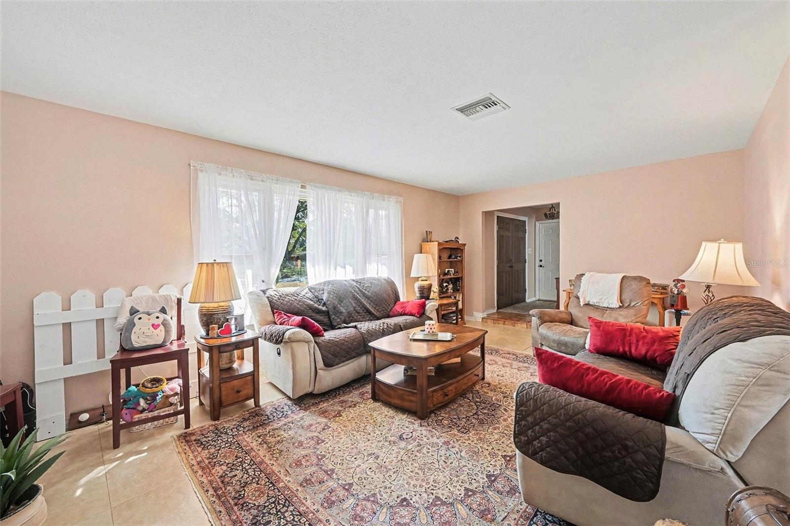 RIVER HEIGHTS - Residential