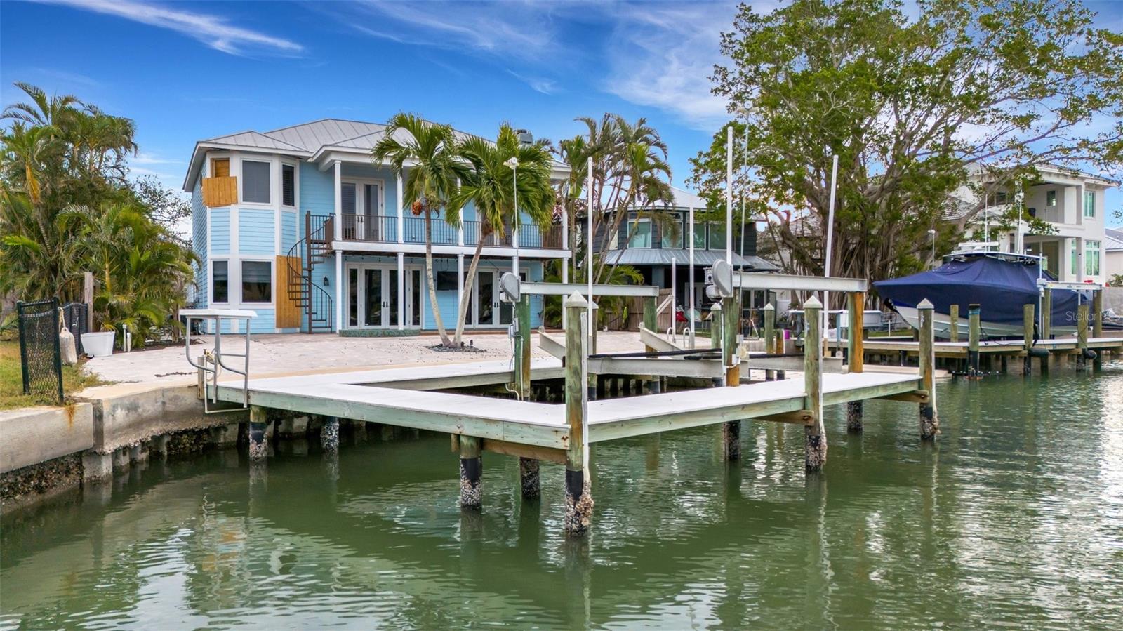 BAY ISLAND - Residential